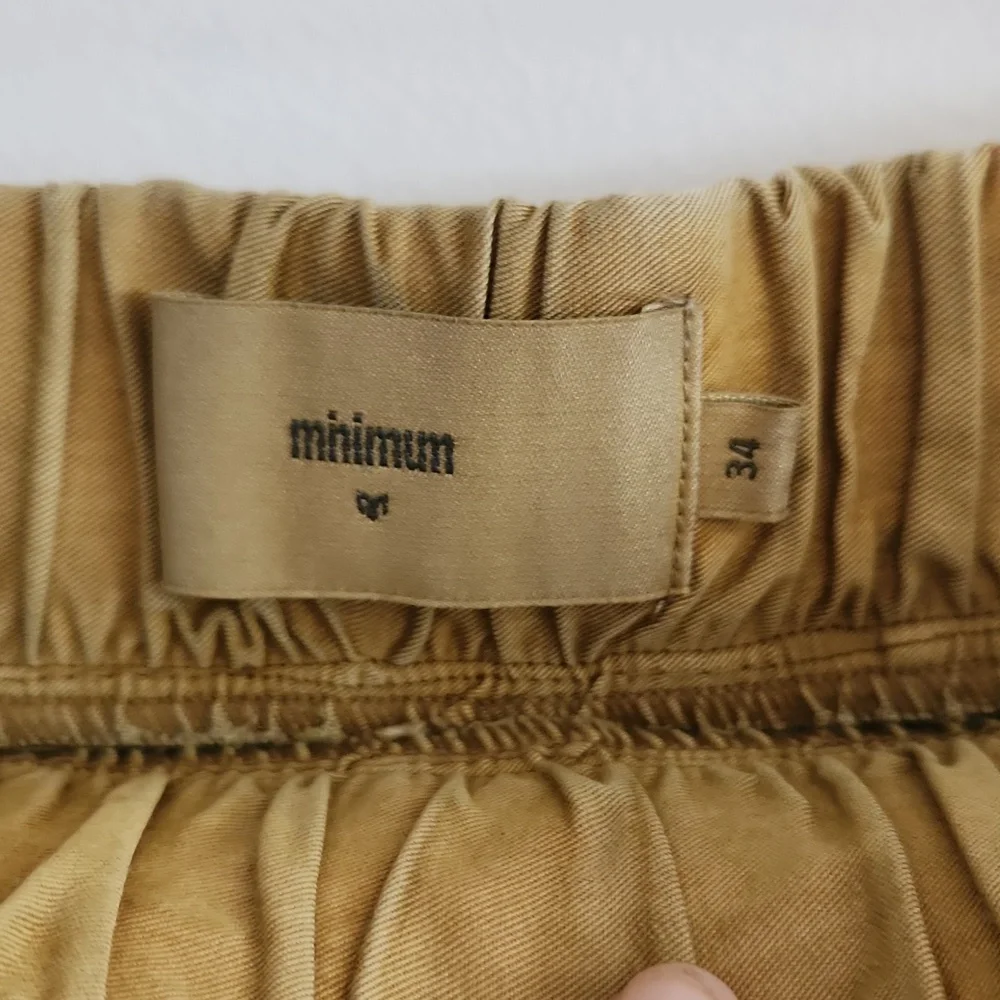 Minimum Acazio Short - Picture 3 of 4